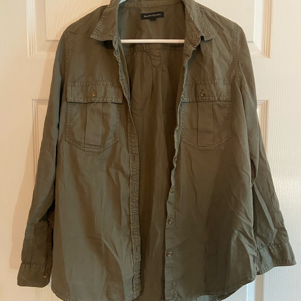 Banana Republic Army Green button up